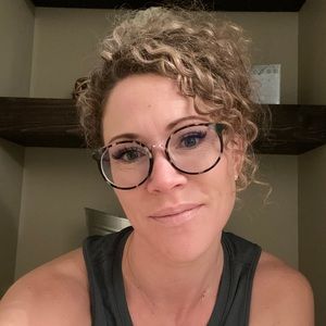 Meet your Posher, Dani